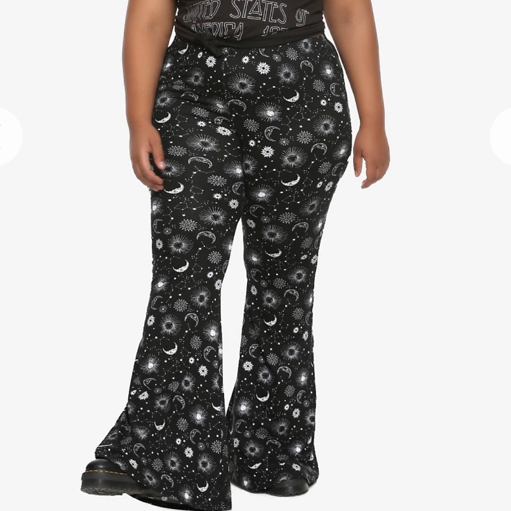 Hot Topic Celestial Print Bell Bottoms Plus Size